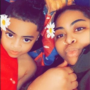 Meet your Posher, Adrianna